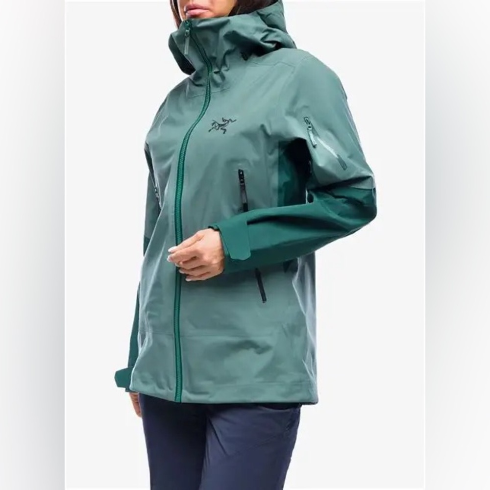 W’s Arcteryx Sentinel Jacket NWT Size L